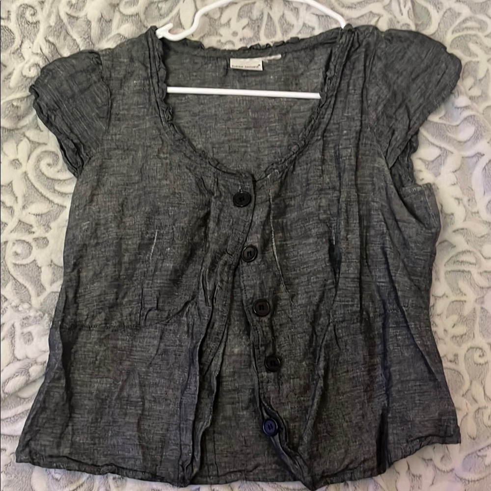 Women's Gray Button-Up Top